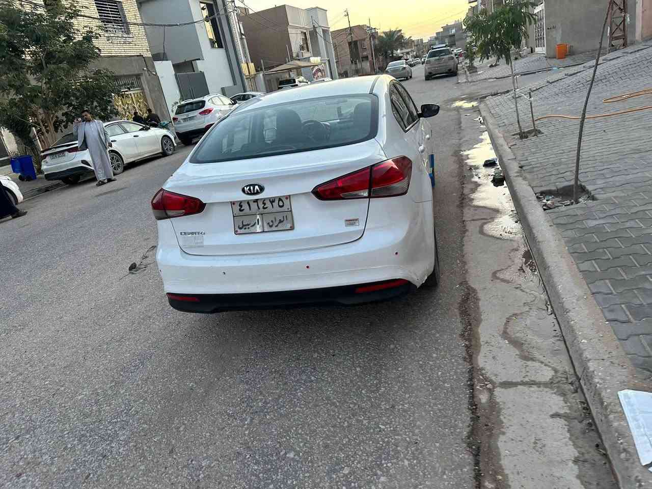 سيراتو ١٧ اربيل كفاله من الصبغ للبيع
***********
