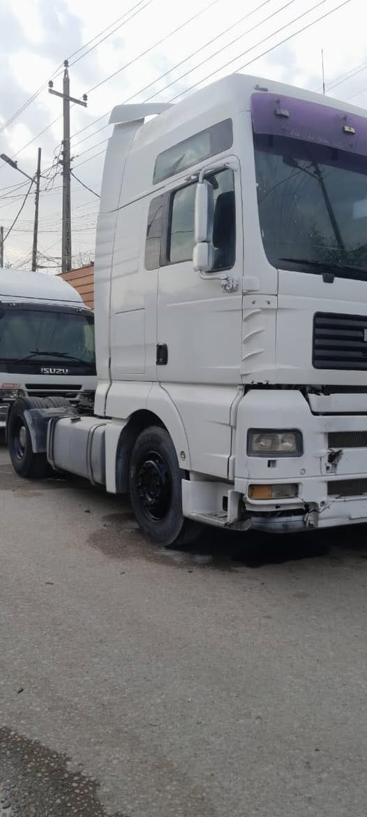 مان  ٢٠٠٢ مكينه بم ونوزل كير عادي قليج مربوطه جوانب متحركه رقم إنكليزي سنويتها ال ٢٨  المكان البصره  السعر ٩٥ رقم  *********** مكلف بنشر
