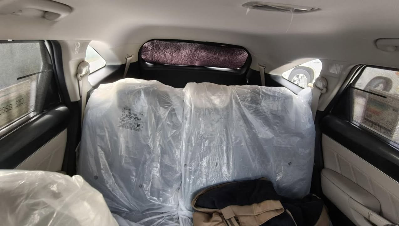 سورنتو موديل 2025
السياره كفاله عامه حته من الشخط
مكينه اربعه سلندر
خليجي السياره على وضع الشركه
ماشيه 14 الف
السعر 285 وبيه مجال
مواصفات 
بصمه تشغيل
كير ماوس
جنطه كهرباء
ويل كروم حجم 18
7 راكب
رقم بغداد
تحويل اي وقت حاضر
للاستفسار اتصال عل الرقم
***********
