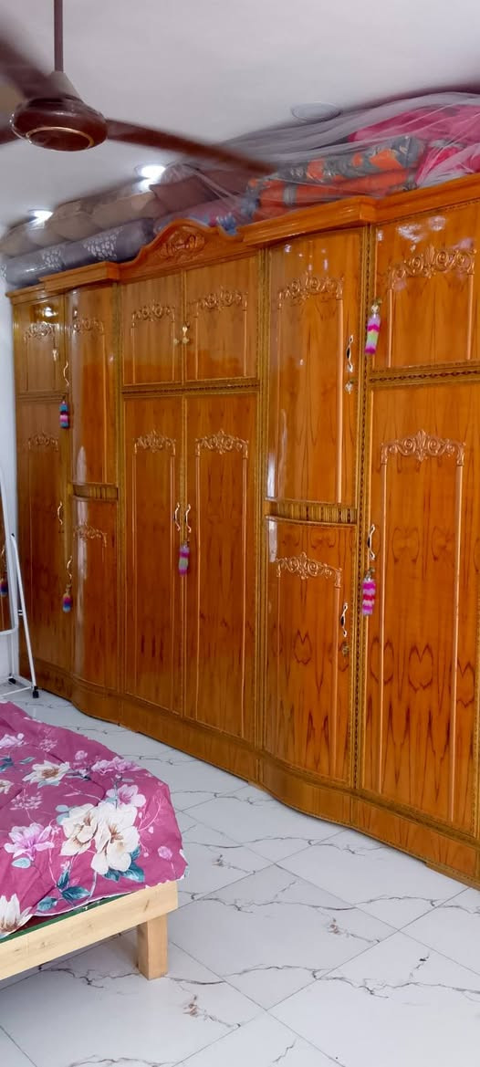 سلام عليكم للبيع ام المسرح جديده صار 4 اشهر ماخذينه سعره 900وبيه مجال مكان بغداد حي النصر ***********
