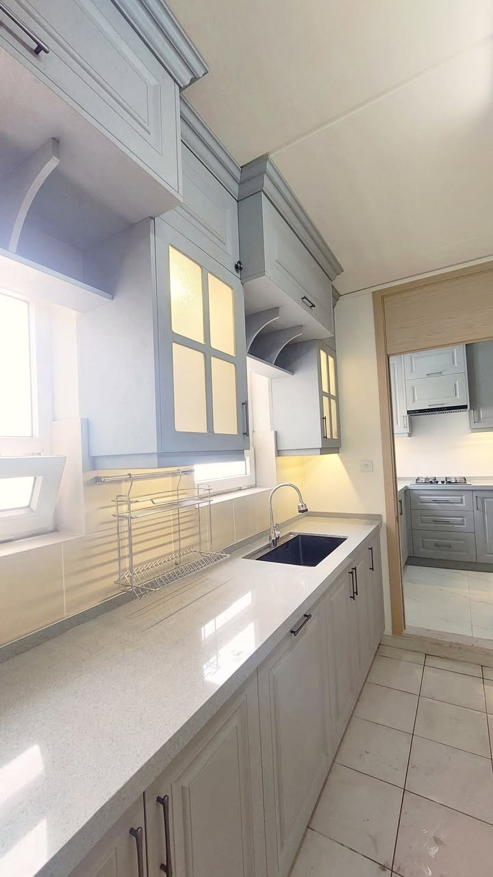 تم انجاز مطبخ ١٤٠ نمط غربي 
ديزاين كلاسك انكليزي 
تقيمكم للعمل يهمنه 
ضوء القمر للمطبخ التركي 
بسمايا الشارع العام مجمع طاحونة الرايه مقابل بيت بيوتي للإستفسار الاتصال على الرقم ***********
