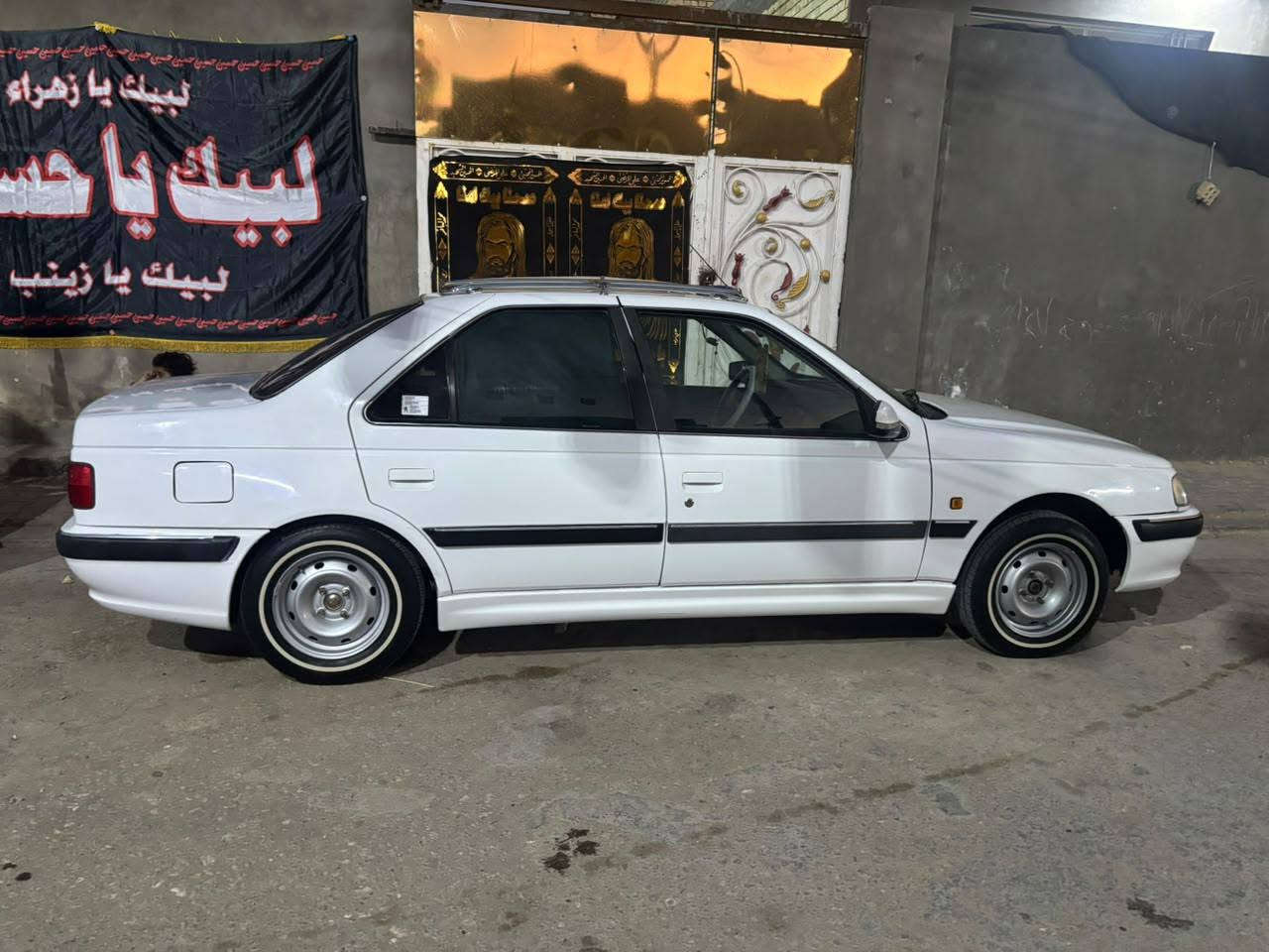 السلام عليكم بيجو بارص سياره موديل 15السياره مكفوله كفاله عامه السياره كير مكينه حداديه تبريد كله جديد تخم تاير جديد سنويه ل28 رقم نجف انكليزي سياره جديده معنا الكلمه مكلف بالنشر مامتواجد على الفيس [السعر]55 وبيها مجال قليل حك الجيه عنوان السياره [ النجف الاشرف] ***********
