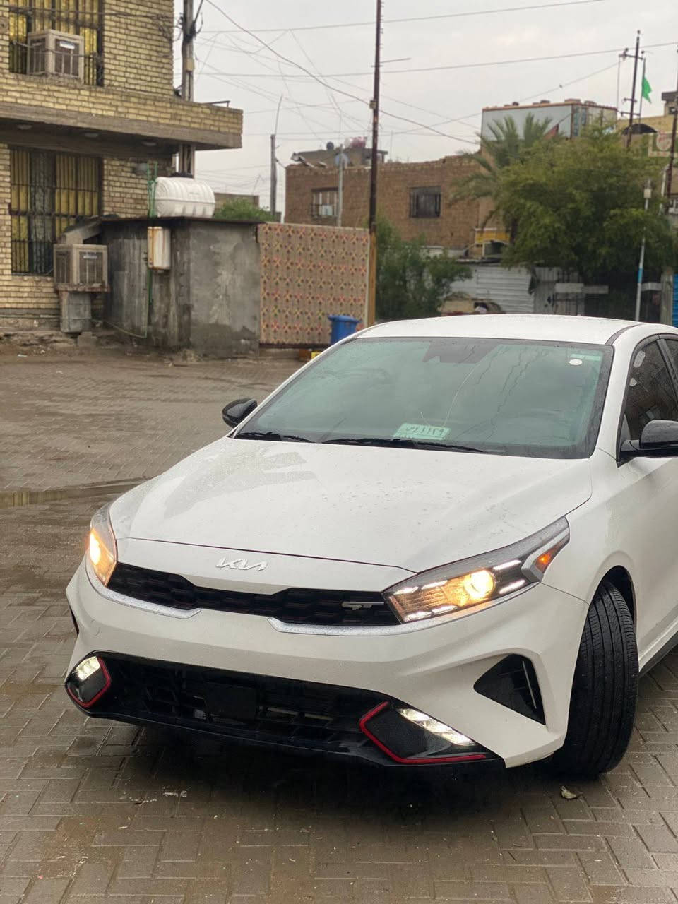 كيا فورتي جدتي لاين وارد امريكي 2024 (بدون رقم) محرك 2000 دوش دخول جديد  ممشيه9 mil مواصفات رادارات توقف ذاتي تحكمات انظمه  شاشه ويل كب كروم كاميرا دواره  حادثها فقط  دعاميه بدون قطره صبغ السياره وكفاله السياره وبالواقع احلى من الصور بهوايه مكانها بغداد البلديات‬‏ بدون رقم السيارة فقط بيع
***********
