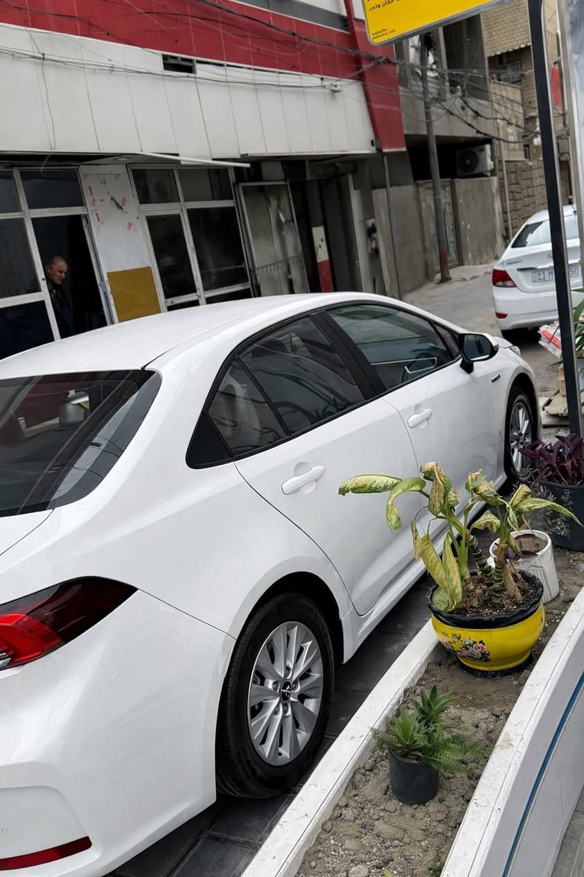للبيع تويوتا كورلا هايبرد
 ماشيه 20.000 km

بعدها ؏ وضع الشركة الله يشهد من شغل للبيت فقط بانزين كل 20 اكثر افولها ماطلع بيها

رقم بغداد الجديد

موديل 2024

الشكل الخليجي 

مكفوله من الصبغ والضربه
                                                                                       
  تحويل مباشر 

سياره جديده بمعنى الكلمه

***********

مكان السياره بغداد الحرية 
السعر 23.000 مليون
