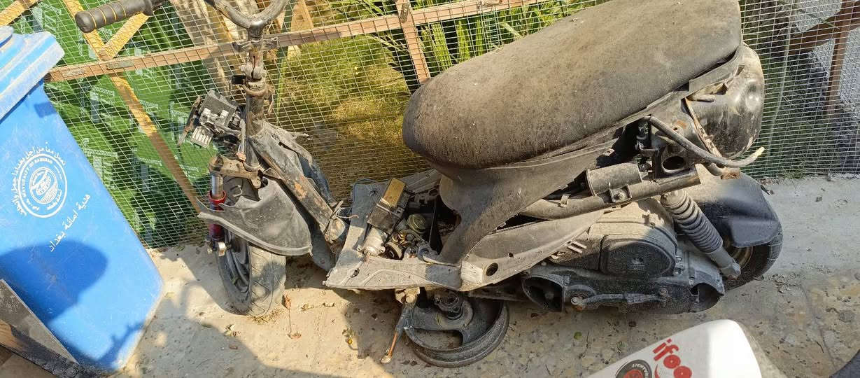 سلام عليكم منغولي محوره عدله نقص حاضن ومجامع وصالنصه محرك شغال
وناعم تاخذهه من باب بيت واي شي بلمحرك تجي ترجعهه 
ونطيك شكد تصرف عليهه البيع قفل 100 بكاني حي اور نادي التحدي ***********
