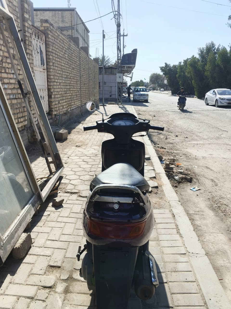 سلام عليكم دراجه فراشه فحل مال حاويه للبيع سعر 600 بيها مجال ***********
