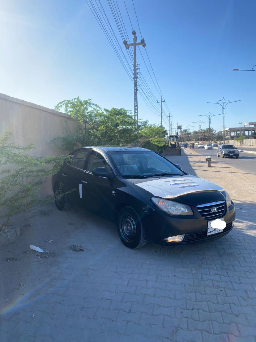 النتره ١١
كير مكينه.  جدد
حداده. ١٠٠/ ١٠٠
تخم تاير جديد 
تبريد ثلج. 
سياره. جاهزه. 
شرط الحاسبه
***********
٣٩
