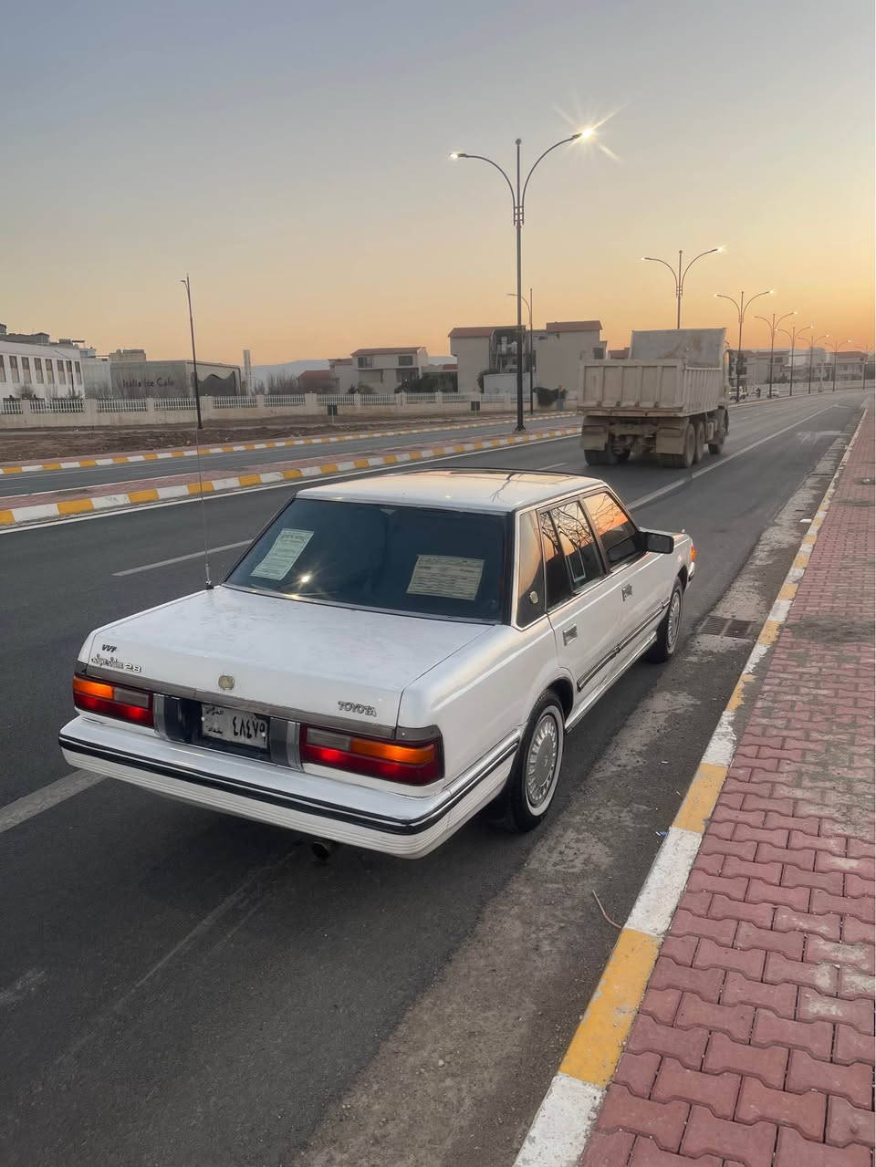 ماشاءاللە لەماڵی هەموو لایەک
سەیارەی کلاسیک 
توێتا سۆپەر ساڵۆن 
ناو شین 
مۆدێل ٨٦
ئاڕم پلاستیکی سلێمانی 
بەشەرتی ئاڕم و ئەوەلیات 
غەرامەشی بەشەرت 
مەکینە ئەڕنەبی ۲.٥ دوو نیو
بەشەرتی سەد فیتەر
گێڕ عادیە 
سڵایدە 
تەبریدە و تەنها غازی تیانیە
٤ جام کارەبای 
٤تایەی خەت سپی لۆکی لەژێرە
کەپی بیلادیە
تاقم پەردەیە 
پێش و دوای کەپسە 
کارەبای هەمووی بەشەرت
تەقەو ڕەقەی بەشەرت 
ئەکسل و گاردنی بەشەرت
شانسی بەشەرت
ناو و دەری زۆر لۆک ماوەتەوە
دەعامی بۆ دەعامی بەشەرت
سعری ۳٨ گەڵاو معاملە
بۆ پەیوەندی
***********

*********** السليمانية, العراق
