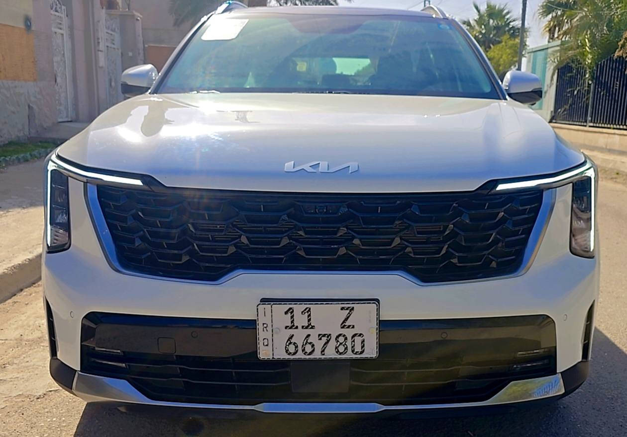 السلام عليكم
 سورنتو 2025   4X  فور اكس  فول مواصفات ضمان الدوليه  اعلى فئه 1/1 خليجي مكفولة كفاله عامه من كلشي عدا طخه بالدعاميه الخلفيه كلش بسيطه موضحه بالصوره ماشيه ١٣ الف رقم بغداد باسمي 
مواصفاتها 
داتا شو
بانورما 
فور ويل 
4 كامرات 
كشنات تدفئه تبريد 
كشنات جلد اصلي + كهرباء 
اوتو هولد 
توقف ذاتي
شاشة كبيره متصلة
٦ وضعيات قياده
عداد دجتل 
هند بريك بصمه 
شاحن واير لس 
محرك 6 سلندر 
3 قطع تبريد 
7 راكب 
8 نمر كير 
وبعد كلش هواي مواصفات بيها 
السعر 375 $ ورقه 
مكانها بغداد
للاستفسار
***********
