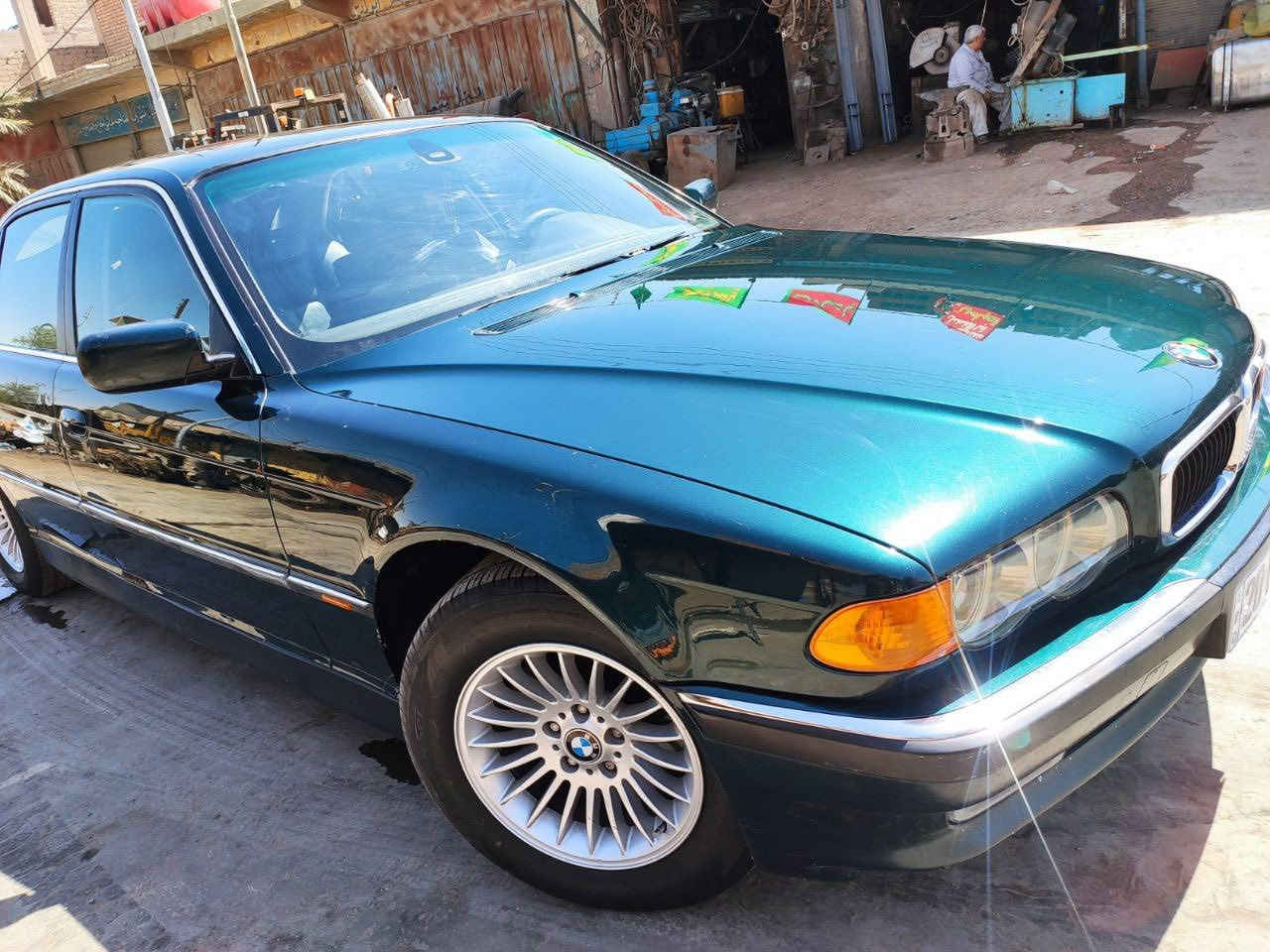 بي ايم 1994 اصل 2001 BMW حجم 730 ✅
ستة سلندر 
بيع او مراوس حسب 

سعرها ادخل ع رابط https://t.me/carssofiraq/15183

خفاش مديل ١٩٩٤ اصل ٢٠٠١ مكفولة من كلشي عدا شبر صبغ باب السايق وهلال جاملغات الخلفية فقط مكفولة من صبغ وتبديل ليبل واحد سيارة جديدة كلش 
فتحة 
كشنات جلد
تدفئة كشنات 
جنطة شفط 
تحكمات فول 
لايت زينون ابلادي 
وكلشي شغال اي نقص مابيها 
ماشية حاليا ١٧٣ الف كيلو حقيقي 
رقم سنوية باسي مداور ثاني يوم 
للإستفسار على الرقم  ***********
.
.
🚗اعرض سيارتك ع اقوى قناة تلكرام للبيع و شراء سيارات ادخل ع رابط 
👇👇
https://t.me/carssofiraq
