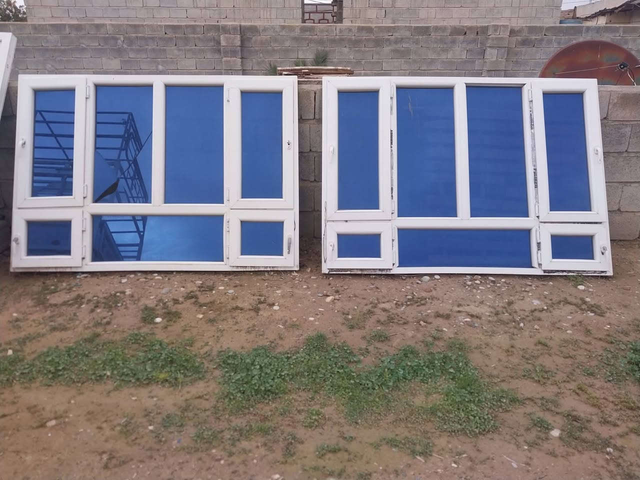 السلام عليكم
باب بلاستك عدد1  الارتفاع199×العرض108
شبابيك بلاستك عدد2  الارتفاع142×العرض199
المكان المقدادية سنسل الاطراف قرية سيود الاتصال على صاحب الرقم‎***********
