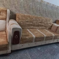 تخم • نضيف • للبيع