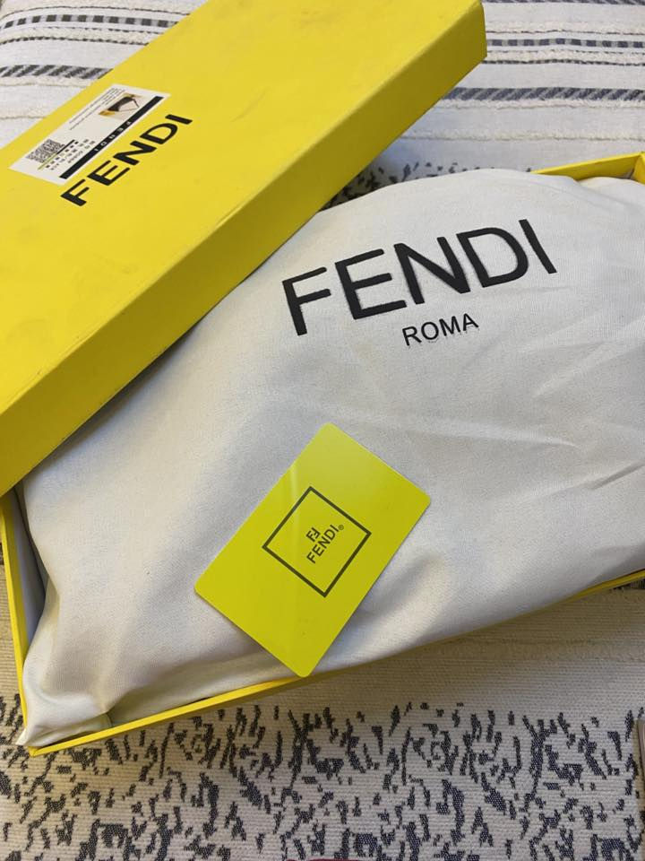 جنطه فندي بهذا الشكل سعره 25 الف اقماش وليس بوكس توصيل 3الاف فقط


**إذا كنت صاحب هذا الإعلان وتريد حذفه لأي سبب، رجاءا أرسل رسالة إلى الدعم الفني**