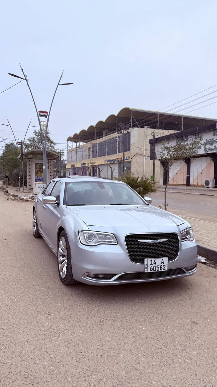 السلام عليكم اوباما مديل 2019 اصل وارد كندي جاملغ وبنيد رقم بصره بأسمي ماشيه ١١٠ فول جاهزه للأخير *********** السعر 220
