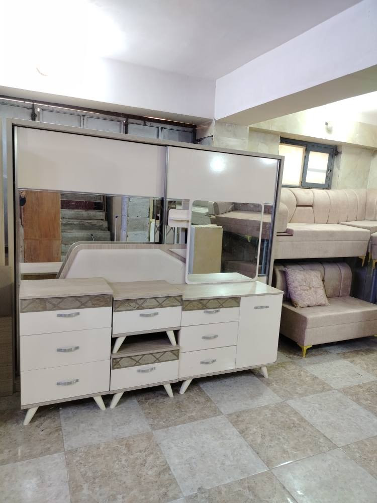 🏡🌺 السلام عليكم زبائنه الكرام 🏡 معرض ومعمل أنمار للأثاث الجديد والمستعمل 🏡 🖥️ يتوفر كافة الأغراض المنزليه مستعمل وجديد بيع وشراء 🏡🛏️ ملاحظه مستعدون لشراء اثاث بيت كامل 🏡💐 وتجهيز اثاث بيت كامل بأحدث الموديلات وبأسعار مناسبه وتنافسيه 🛏️ للأستفسار ☎️ واتساب *********** ☎️ واتساب *********** كركوك, العراق
