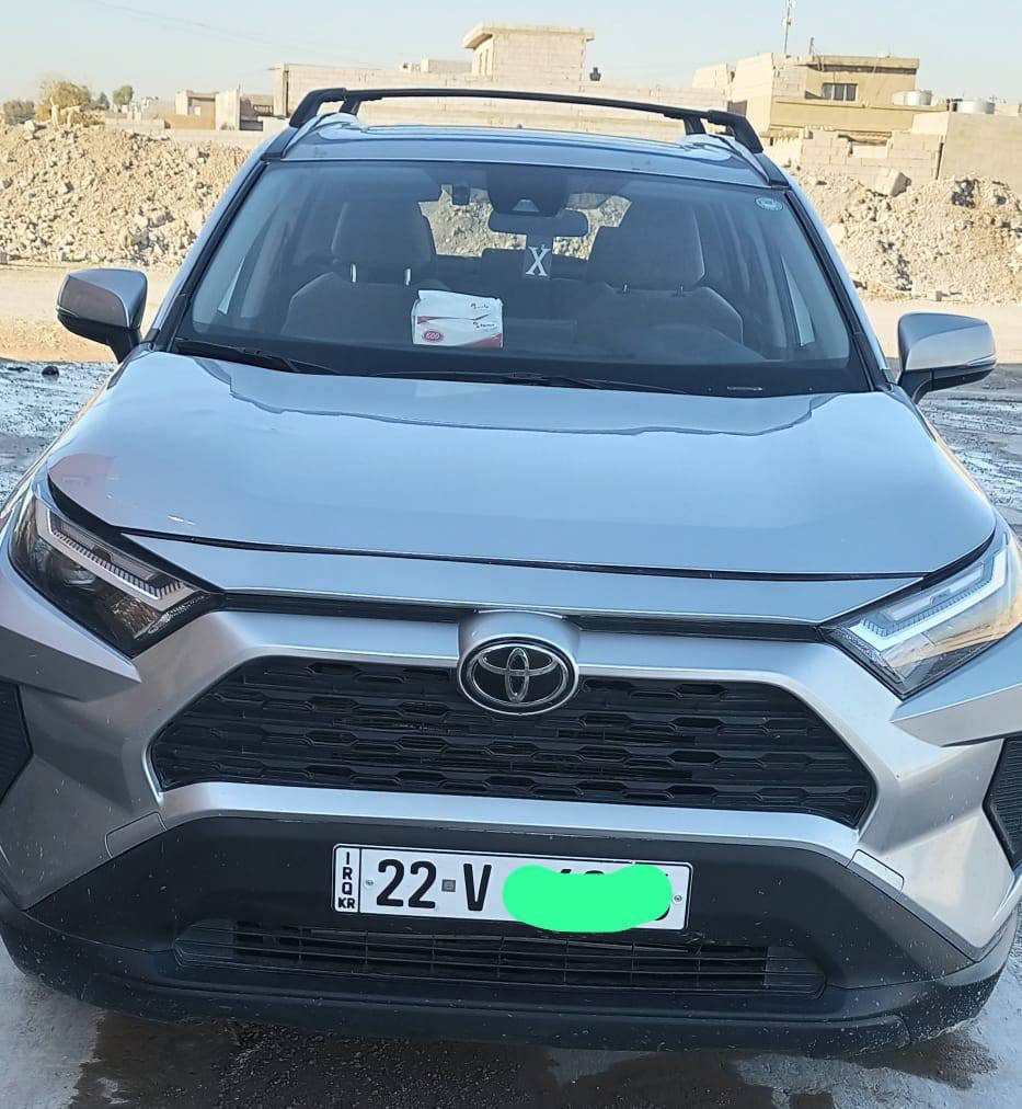 السلام عليكم 
راف فور للبيع موديل 24
المواصفات:XLE
جنطه كهرباء 
بصمه
كشن هيتر 
فتحه سقف 
تبريد قطعتين
ماشية 8000
السعر 255وبيها مجال بسيط
رقم صاحب السيارة***********
السيارة بأسمنا كاملة 
رقم جديد /رقم اربيل
السيارة استخدام شخصي
مكان السيارة صلاح الدين/قضاءطوز خورماتو
