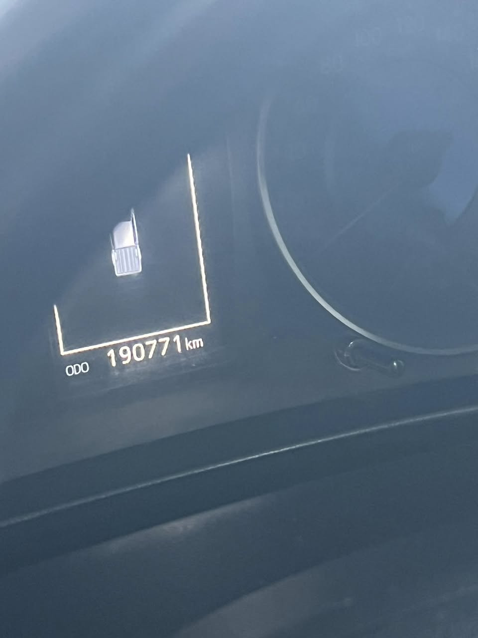 السلام عليكم
فارويل2018
ماشيه 190
السعر245$
ديالى جديده الشط
***********
