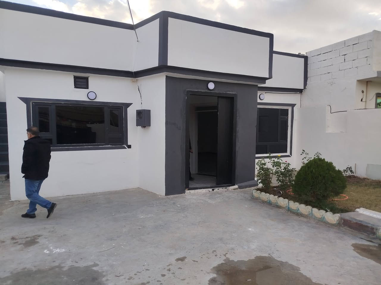 رقم اعلان۱۰٥٧
نوع عقار رقم زراعي
دارللبيع۲۰۰متر بيت جديد صفر مامسكون 
موقع بنجاعلي قرب سوق بنجاعلي 
قريب مستوصف بنجاعلي 
منطقه فول خدمات شار عريض
وتبليط
بيت فول سراميك سقف مغربي
نظام دكت مركزي
يتكون غرفتين نوم
استقبال
مطبخ حار وبارد
هول
صحيات
كراج سياره
سعر۷۰ملوين بي مجال
للاستفسار
۰۷٥۰۳٦۳۹۲٥۸واتساب
۰۷۷۰۱۳۳۰٤٥٥ فايبر
عقارات نيشتمان في كركوك
