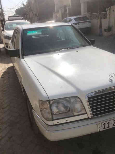 مكلف بالنشر 
السلام عليكم مرسدس موديل 1989 مكينه كير بلاديات 300 عنكبوت يرادلهه غرفه كامله تعبانه تبريد ميشتغل صدر خلفي تعبان الاتصال على صاحب السيارة ***********  السعر 55 ورقه وبيه مجال
