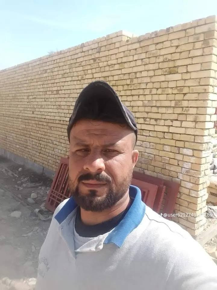 خلفه بناء متفرغ ***********
