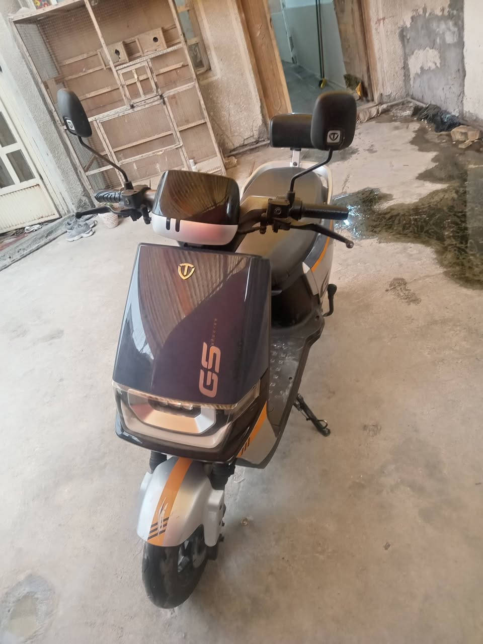 دراجه شحن للبيع بغداد البياع سعر ٧٠٠. ***********
