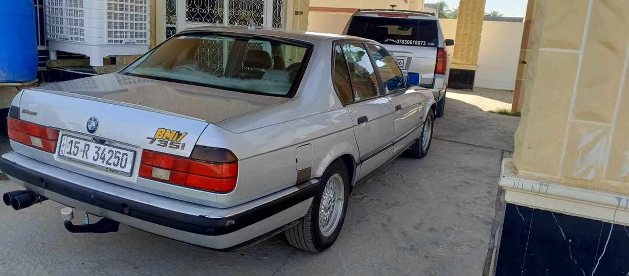 بي ام موديل 91رقم انبار انكليزي تحويل مباشر سعرها 60 اوبيها مجال مكانها الأنبار رمادي رقمي 
***********
تبريد 🥶 أي نقص ماكو سياره كلش حلوه
