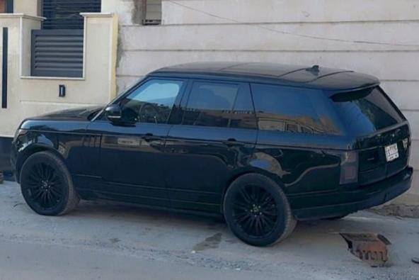 رانج روفر 2016 ب290 ورقة فقط
مواصفات HSE 
قطعتين صبغ
للاستفسار ***********
