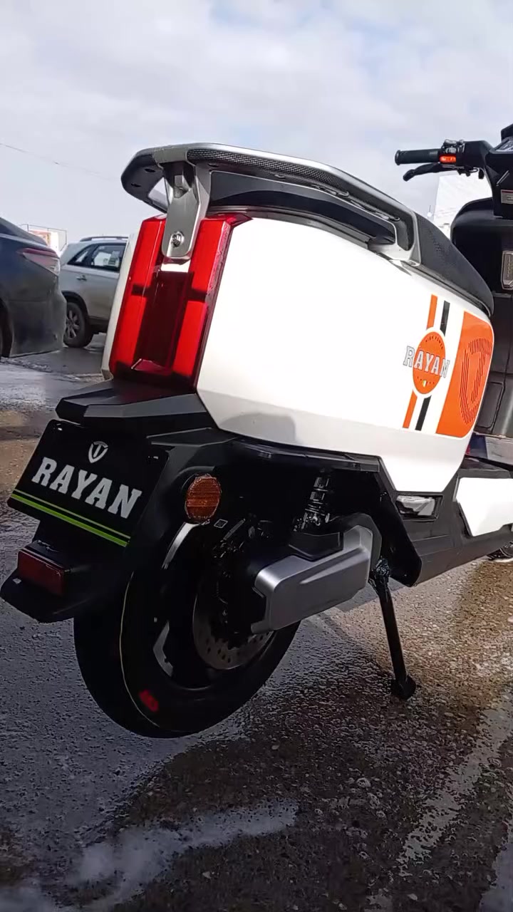 دراجه ريان وحش
موديل 2026
الدراجه زيرو استخدام شهر
دراجه كله شغاله
مامشيه هواي زيرو
لمو شراي لا يدخل خاص يرحم والديكم
مكاني موصل
سعر 950 وبي مجال حك جيتك
*********** والخاص مفتوح
