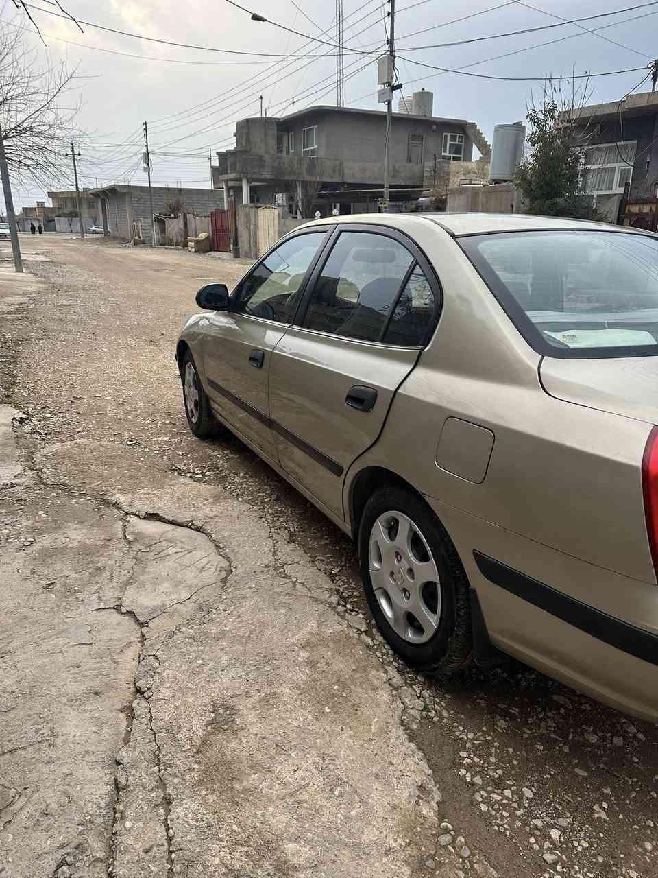 هۆنداالنترا 2002 رەقەم سلیمانیە
تەبرید ساردو گەرم ئیشە کات
لەسەرساخی بەخ کراوە 
جوارتای تازە 
بیمەسرەف 
سەیارەکە جوان ماوەتۆ
65ماعمەلە
***********
***********
