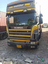 سكانيه للبيع موديل 2002 سياره جاهزه كير محرك جكسن  تخم تاير جديد عربان...