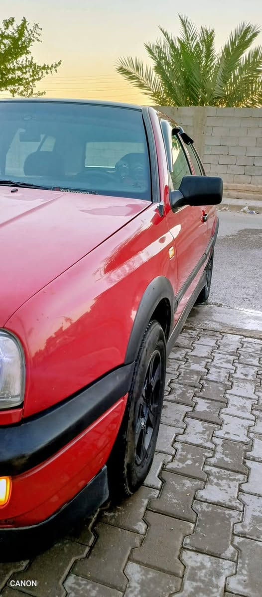 كولف مديل 92محرك 2000كير عادي تبريد شغال ويه لسويج،رقم بغداد بسمي سياره جاهزه من كلشي صبغ حزام الجماليه كهربيات كله شغاله كامرات بيه غرفته نضيفه مكان سياره بغداد تقاطع النهروان ٩نيسان سعر 45وبيه مجال ***********
