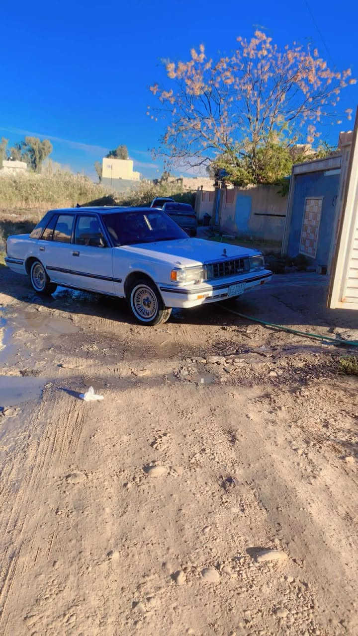 السلام عليكم 
سوپر 86 للبيع 
مكينة كير بطة 2٫5
طخم تايرات جديد
صبغ حزام جمالية 
السعر 45 وبي مجال للطيبين 
عنوان الحدباء
***********
