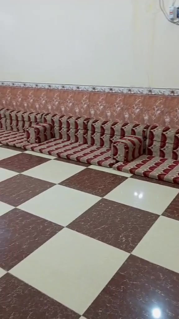 تخم وديوان للبيع
مكان ديوانية حي العسكري
للاستفسار اتصل على الرقم
***********
