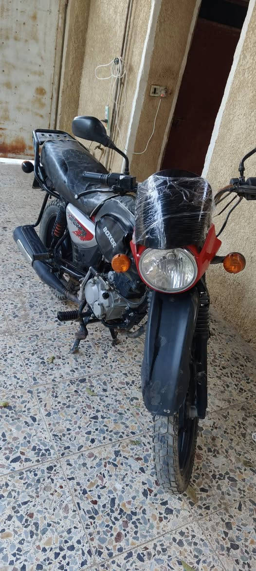 سلام عليكم
بوكسر موديل 2022  مرقم  رقم بغداد  ثاني يوم تحويل باسمي 

  محرك نضيف جيب فيتر و افحص  كل شي شغال بيها كهربائيات كلهة شغالة  

للبيع فقط  مليونين و 200 بيها مجال حك الجية

رقم الهاتف ***********
