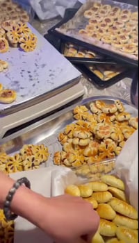 كليجة بيتي • كيك شاي • توصيل عزيزية