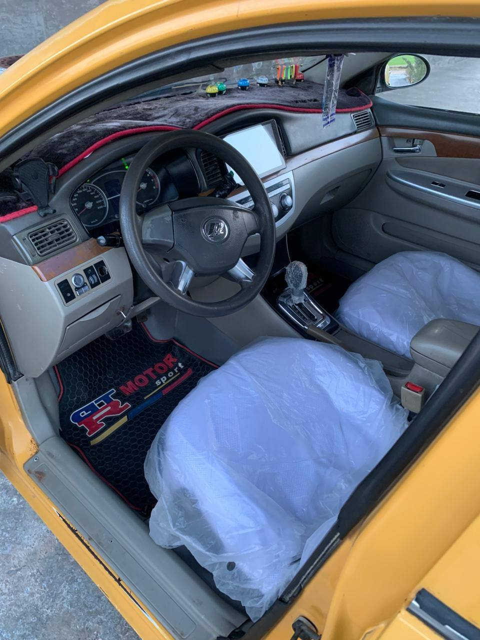 اسلام عليكم اللبيع ليفان 620 رقم بغدادانكليزي بسمي امصفره مرور وهيئه مكينه وكير كورلا اوتو مكفوله كفاله عامه من ضربه ومن صبغ جديده جديده مكان بغداد اليوسفيه الرضوانيه القطاع الزراعي لسعر 45 وبيها مجال الاتصال ***********//***********
