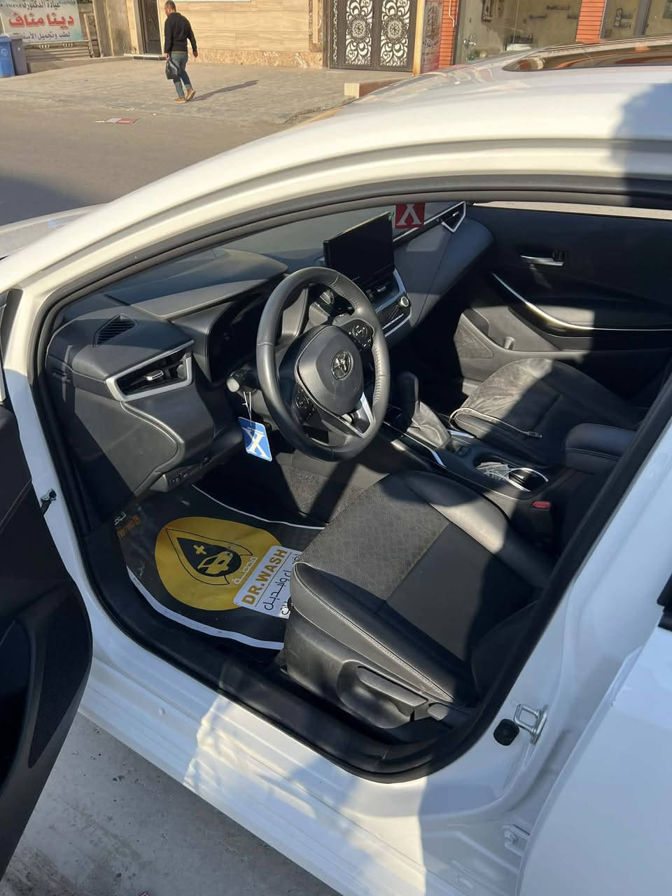 كورلا 2025 هايبرد خليجي للبيع 
ماشية 23 الف 
149 ورقة سعرها
مكفولة عدا بارد في خشم البنيد 
مثل مموضح بلصور السياره جديدة 
مكانها حي الجهاد 
***********
