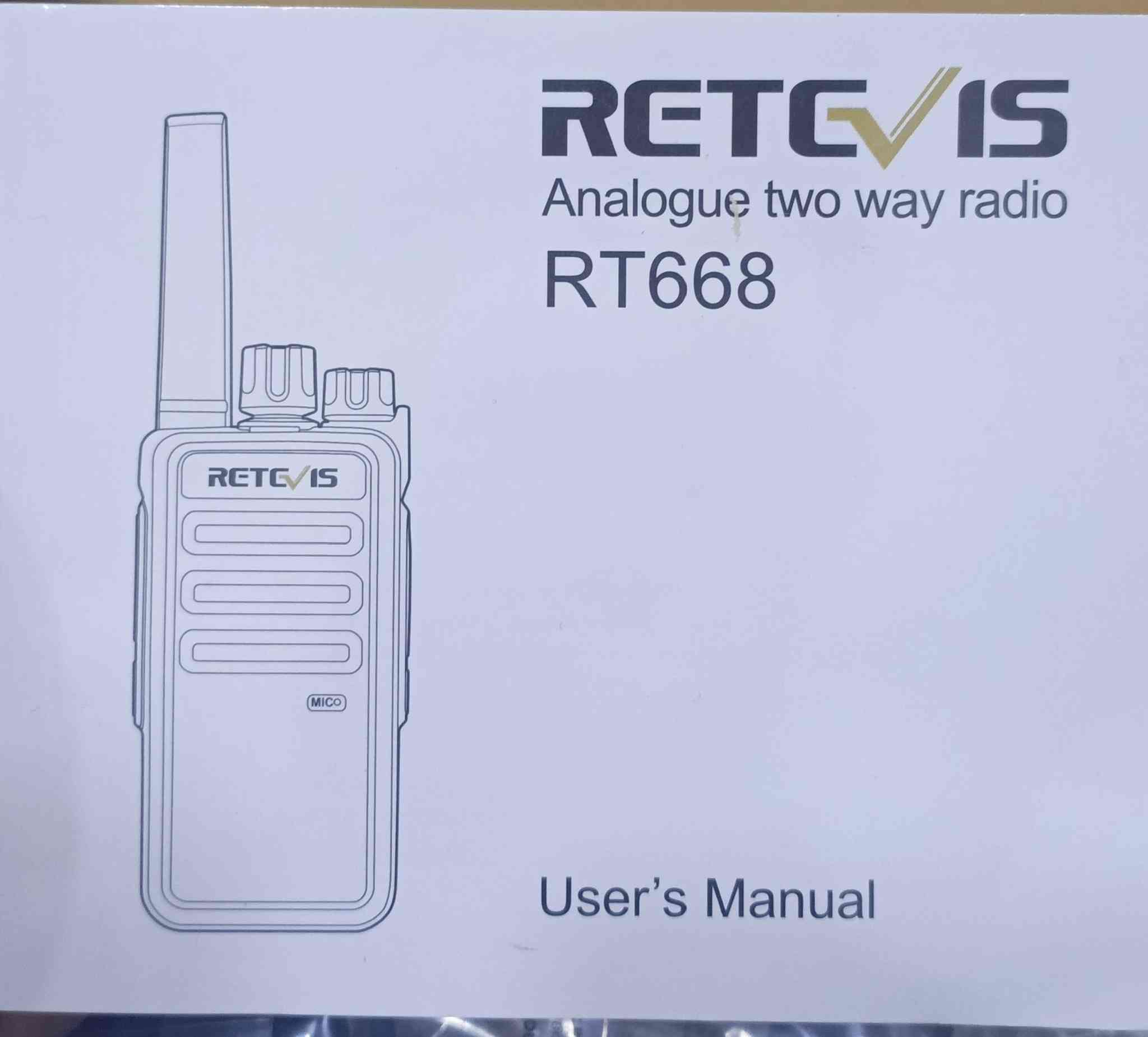 السلام عليكم اجهزة هوكي توكي عدد 6 مع قاعدة الشحن وسماعات هيتفون وحامل جهاز كامل التفاصيل بالفيديو والصور طبعأ جديد غير مستخدم المهتم يراسلني على الخاص ويدلل
================
هذا المنتج هو جهاز اتصال لاسلكي (Walkie-Talkie) من نوع Retevis RT668. 
نوع الجهاز: جهاز لاسلكي تناظري ثنائي الاتجاه (Analogue Two-Way Radio). 
التردد والمدى: يعمل على تردد PMR446 (لا يحتاج لرخصة في معظم الدول) بمدى يصل إلى 3 كيلومترات. 
المميزات الرئيسية: يحتوي على 16 قناة، بطارية قابلة لإعادة الشحن بسعة 1200mAh، وميزة VOX للاتصال بدون استخدام اليدين.


**إذا كنت صاحب هذا الإعلان وتريد حذفه لأي سبب، رجاءا أرسل رسالة إلى الدعم الفني**