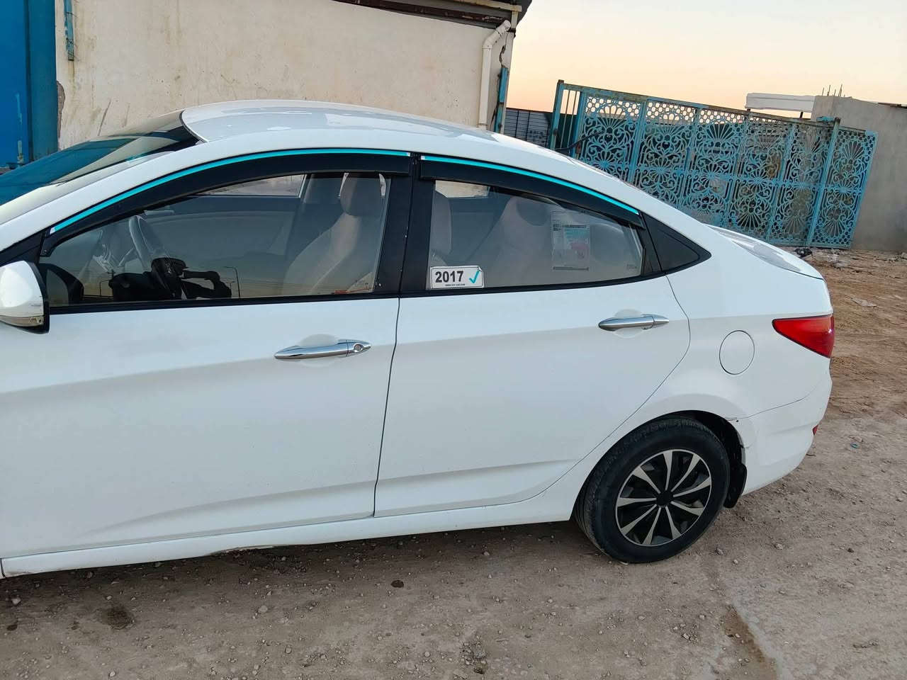 اكسنت خليجي موديل 2017 للبيع السيارة بيها 3 قطع صبغ فقط بدون تبديل بنيد وجاملغ وباب السايق بدون ضربه بالداخل شواصي ولغود مكفولات وبيها حالوبات قليله   سيارة نظام ايكو حساسات خلفيه  سيارة نظيفه حداديه ناعمه 100% تبريد تدفئه مكينه كير خير من الله بدون دوانز قطارة مال بانزين  سيارة مكينه 1400 رقم قادسيه انكليزي يوجد سونار مكاني ديوانيه مركز السعر(78) للاستفسار***********
