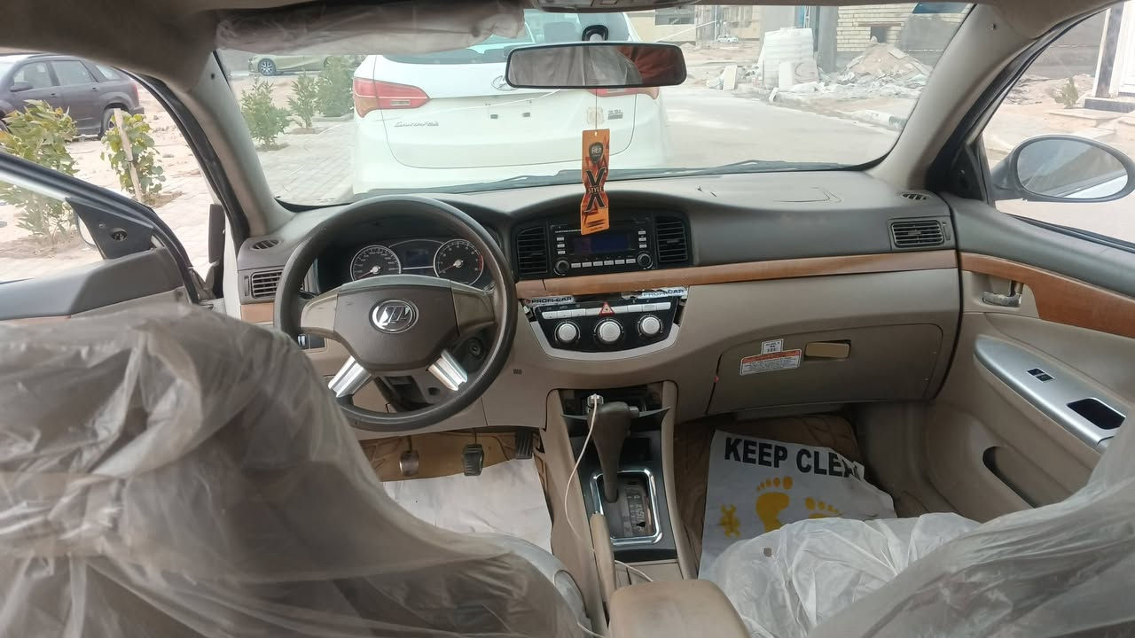 السلام عليكم ليفان 2013رقم بغداد دولي  فول مواصفات المكينه بلاديه بس الكير كورله  مكاني كربلاء حي نصر السعر 43وبيه مجال ***********
