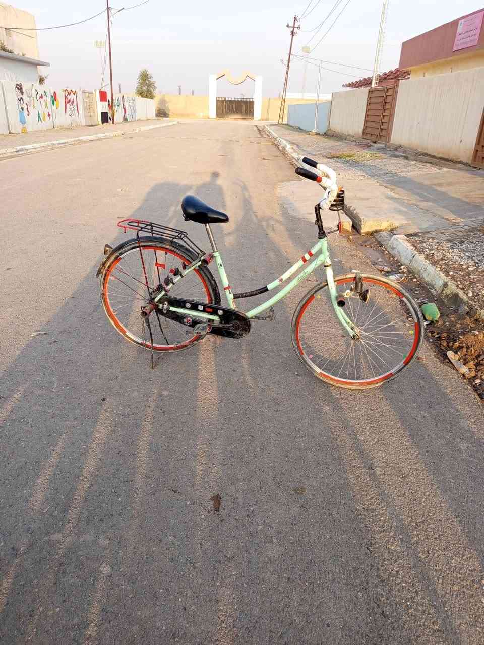 السلام عليكم باسكيل لبيع السعر 75وبيها مجال المكان كركوك ناحيه الرياض الرقم ***********
