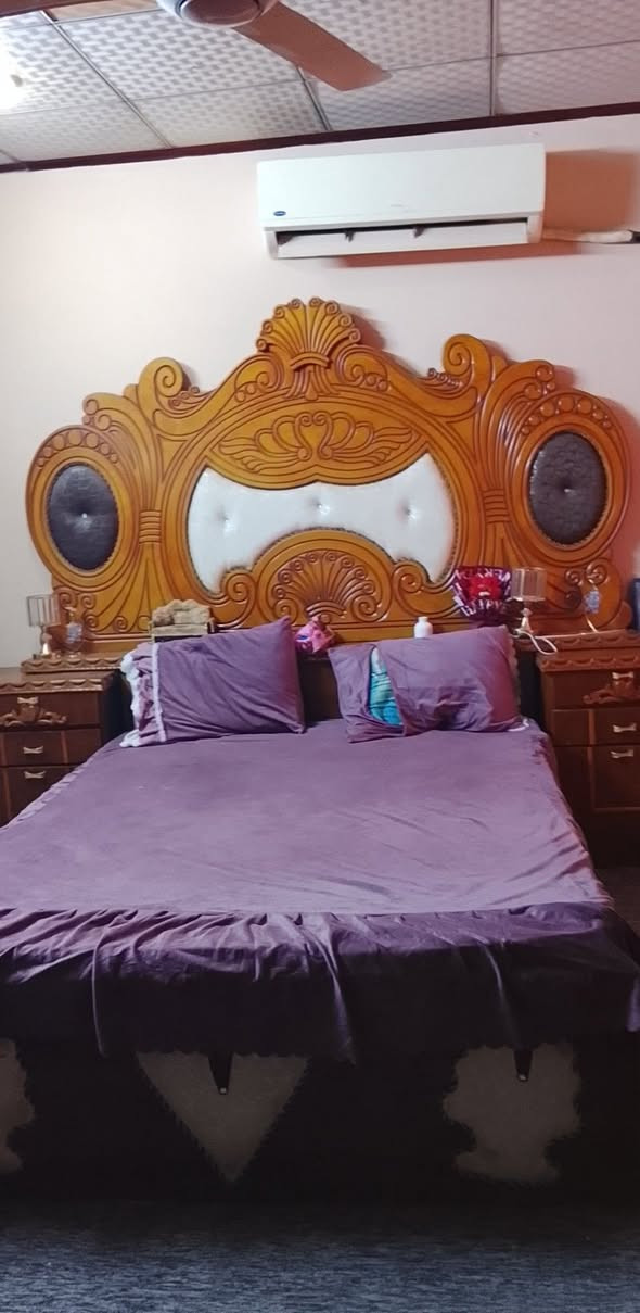 غرفة نوم جديده درجه اولى 
العنوان موصل جانب إلايمن
السعر مليونين و800 الف بيها مجال
للتواصل ع الرقم 
***********
