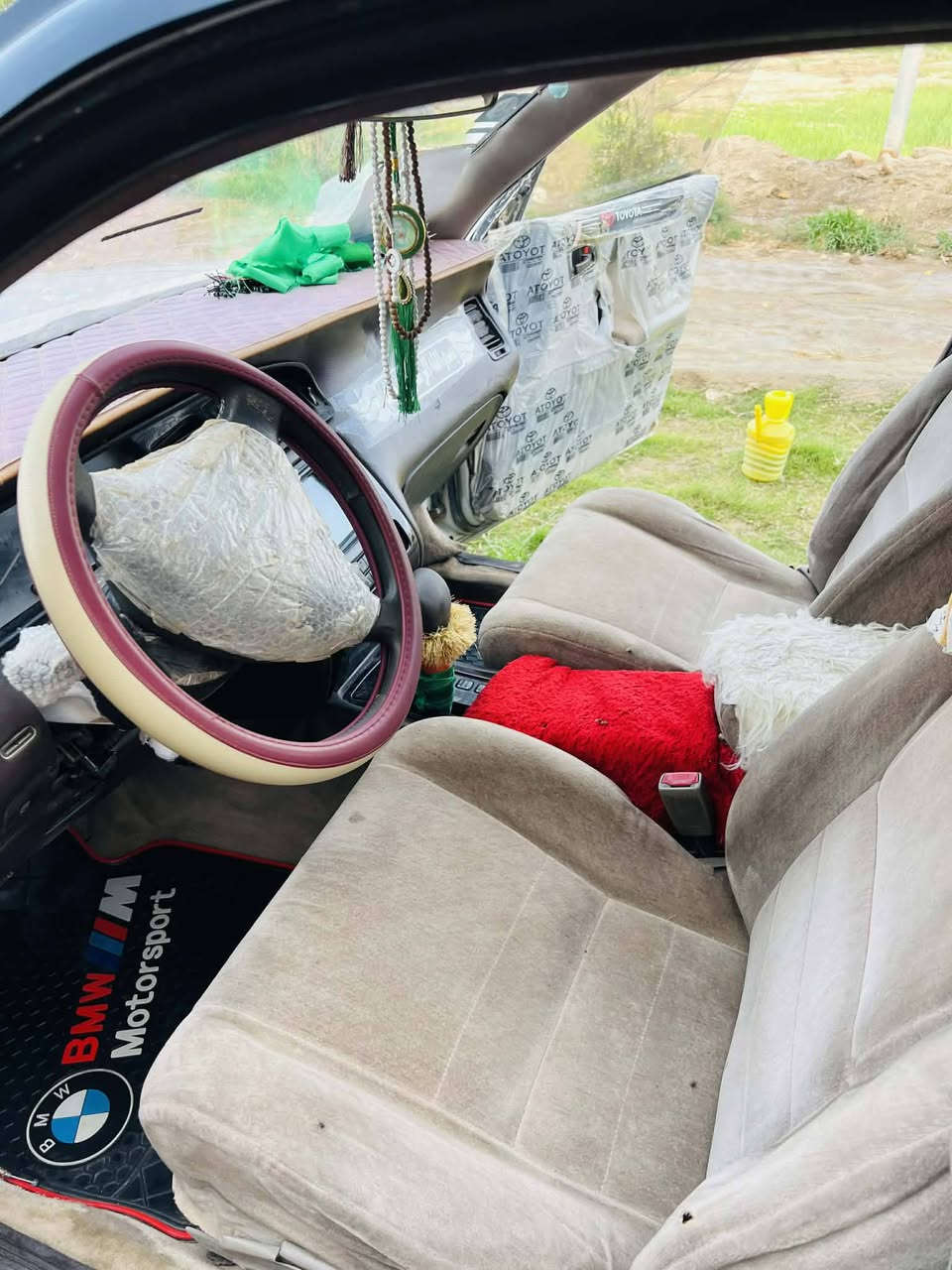 للبيع بطه ٢٠٠٠ سيارة  جاهزه تبريد رقم نكليزي ***********
