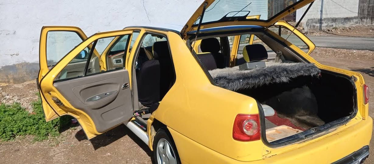 السلام عليكم كوين 11 للبيع نضافة خير من الله هزة جديدة رقم انكليزي مصفرة هيئة وغرامة سيارة خير من الله مال بيت كير عادي محرك وكير مكفولات سيارة خارج وداخل نضيفة لايت زنون شاشة  السعر 34  بيهة مجال حك الجية العنوان ديالى الغالبية سيف سعد ***********
