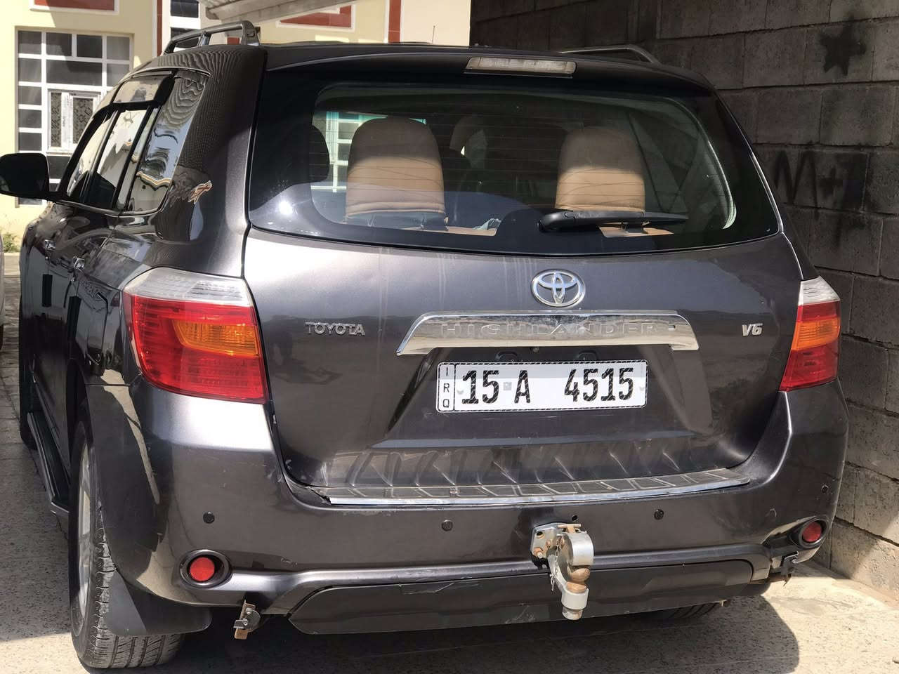 للبيع هايلندر  ٢٠٠٨ رقم انبار الجديد بإسمي سنوية نافذة لل ٣٠٣١ صبغ اربع قطع بدون دواخل ليبل واحد محرك كير تمام السعر ١٣٥ بيها مجال المكان الانبار الرمادي *********** هاتف / واتساب
