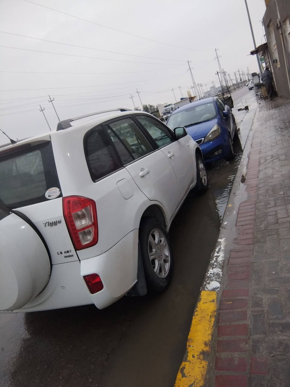 اريدها مراوس بتاهو  سعر سيارتي 55 ورقه سياره جديده رقم انكليزي تحويل مباشر   ....  تحياتي للجميع
*********** المكان ديوانيه
