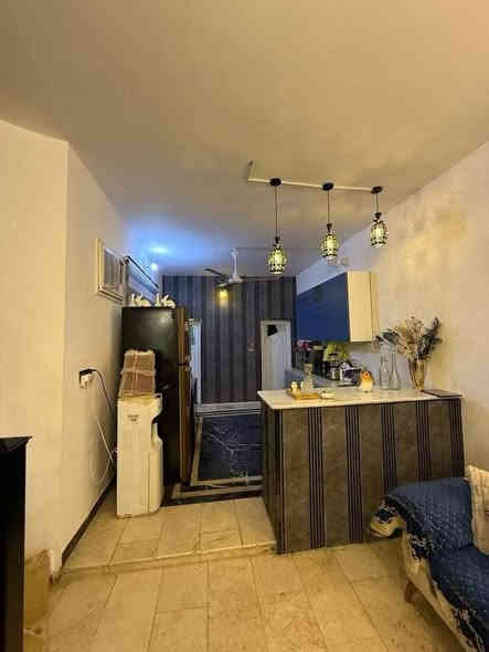 ▪️بيت للبيع طابو صرف يباع مع الاثاث 
🔸بناء حديث كونكريت مسلح مساحة 100 متر 5 في 20

▪️العنوان/  حي الفرات قرب شركة حمورابي

 ▪️البيت مكون من طابقين

🔸الطابق الاول صاله مفتوحة و مطبخ حار و بارد صحيات وحده وحمام واحد و غرفة نوم ، 

🔸والطابق الثاني صالة و غرفة  

للتواصل مراسلة الحساب او الاتصال واتساب*********** مراجعه المكتب العاصمة للعقارات والمقاولات العامه العنوان الديوانية ام الخيل ساحه الاحتفالات الديوانية ***********
