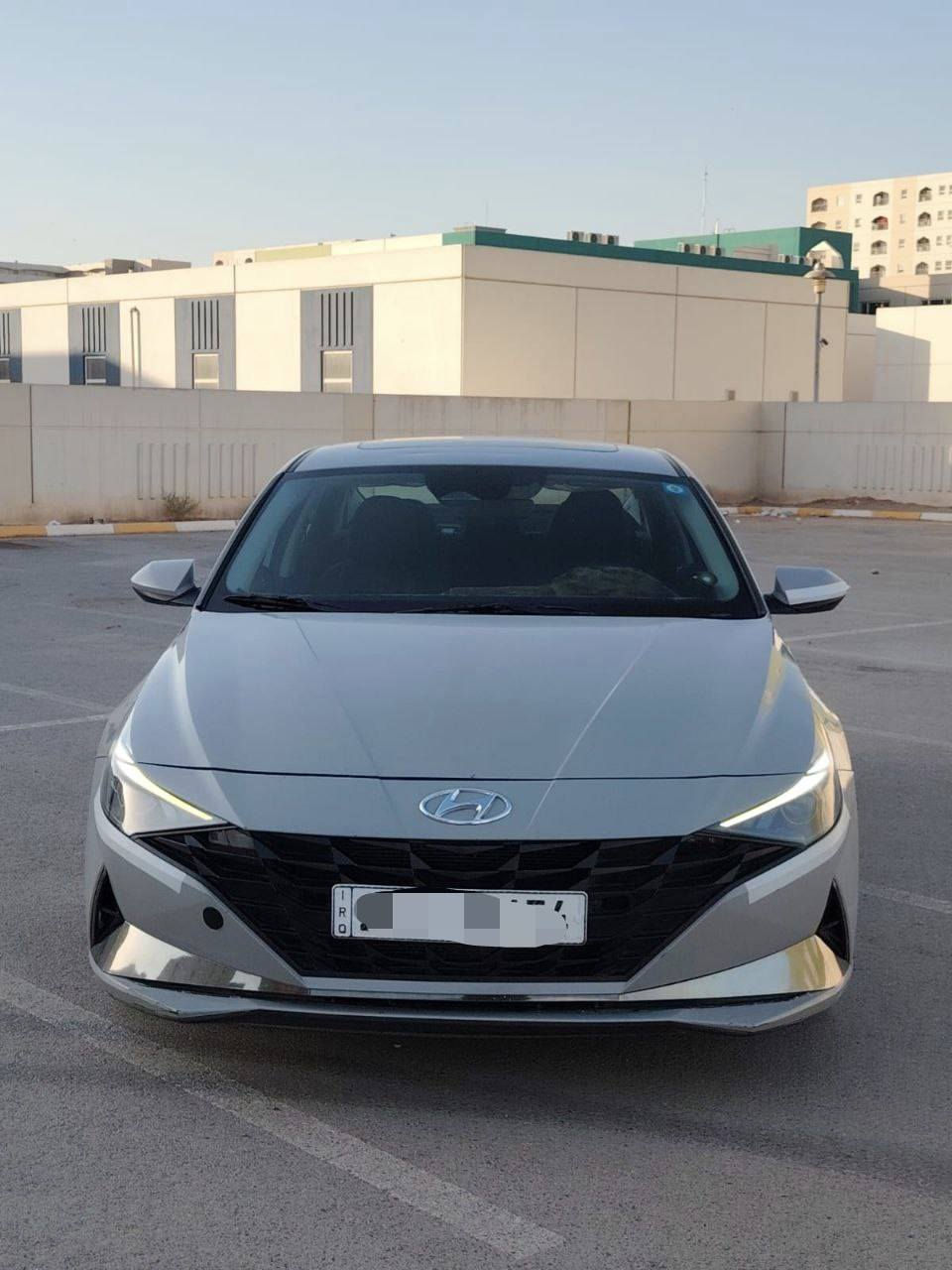 السلام عليكم .... النترا 2023 فول واحد على واحد بصمه سلايت بيها بنيد تبديل وقطعه بارد فقط سونار موجود  
بسعر 160 وبيها مجال للشراي 
لل اتصال ***********
