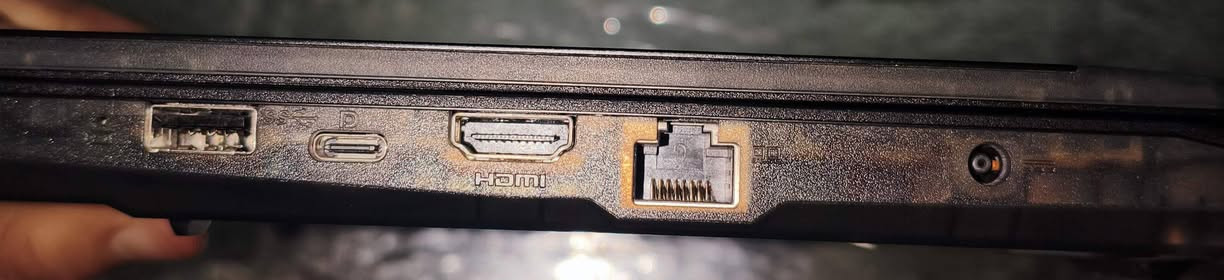 🎮 MSI Cyborg 15 A13UDX — للبيع في بغداد
💻 جهاز gaming احترافي للبيع استخدام قليل جدا بسبب العمل 
⚡ المواصفات:
Intel Core i5-13420H
GeForce RTX 3050 6GB GDDR6
RAM: 16GB DDR5
SSD: 512GB
شاشة 15.6" FHD 144Hz Anti-Glare
كيبورد RGB باللغتين العربية والإنجليزية
💰 السعر: 900,000 دينار عراقي (وبيه مجال)
📍 المكان: بغداد — الشعب
📞 للاستفسار والتواصل:
***********
