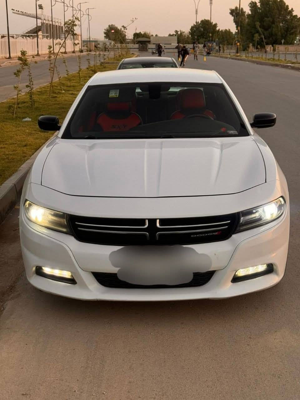 السلام عليكم
جارجر لبيع
رقمها بغداد
خليجي كفاله عامه 
موصفات اس اكس تي
السعر 232
***********
